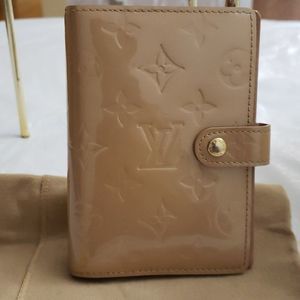Louis Vuitton Small Agenda Tan EUC